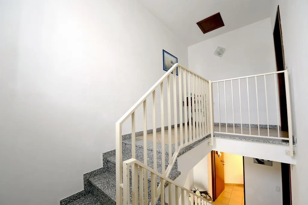 B&B L'Ormeggio-1